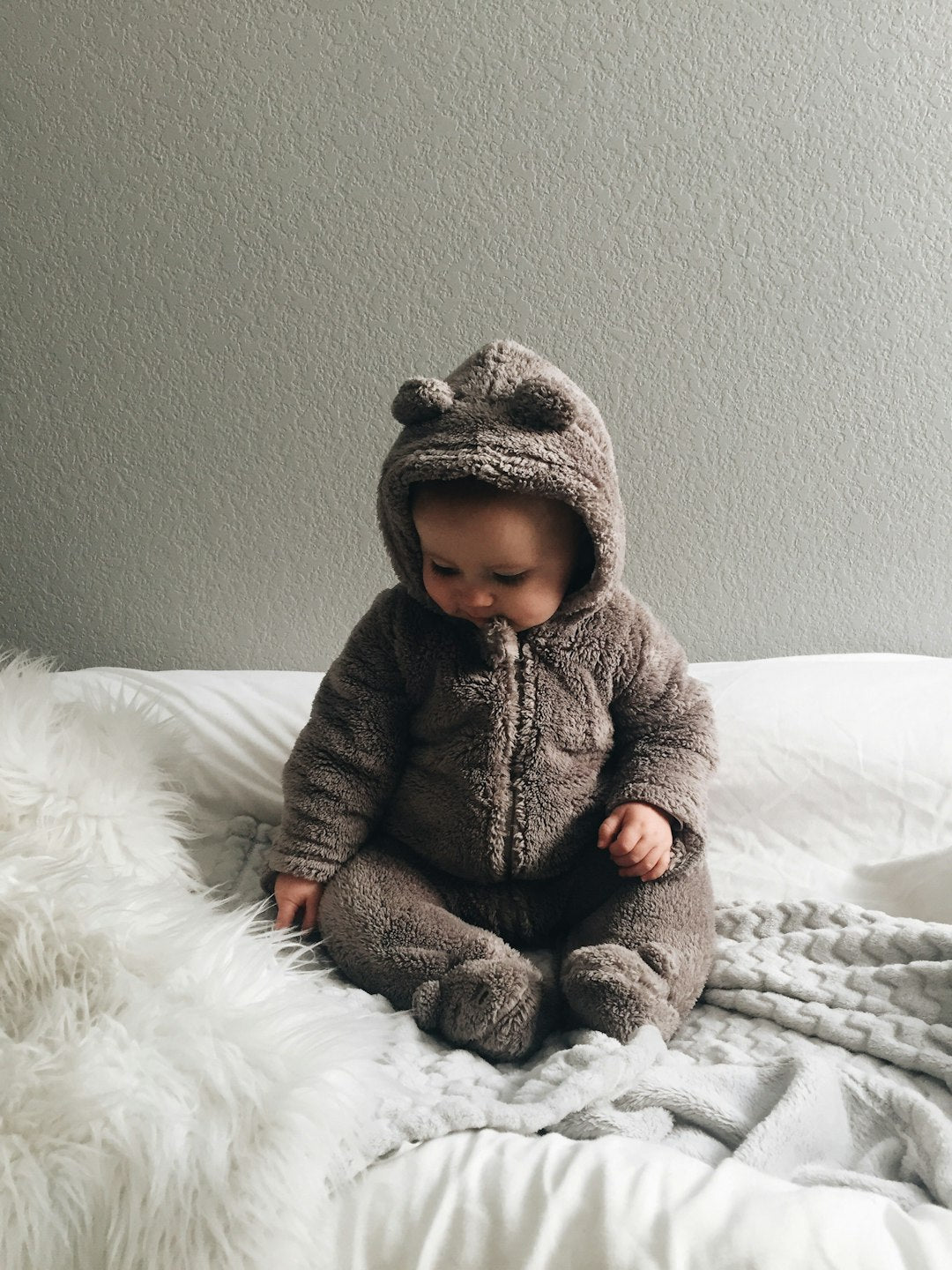 Ultimate Guide: How to Dress Your Baby for Different Weather Conditions