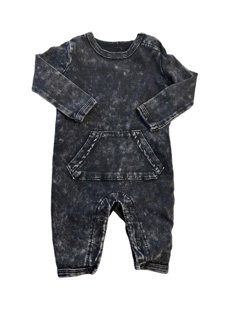 Outerstuff Newborn & Infant Heather Gray Cincinnati Reds Extra Base Hit Raglan Full-Snap Romper at Nordstrom, Size 3-6 M