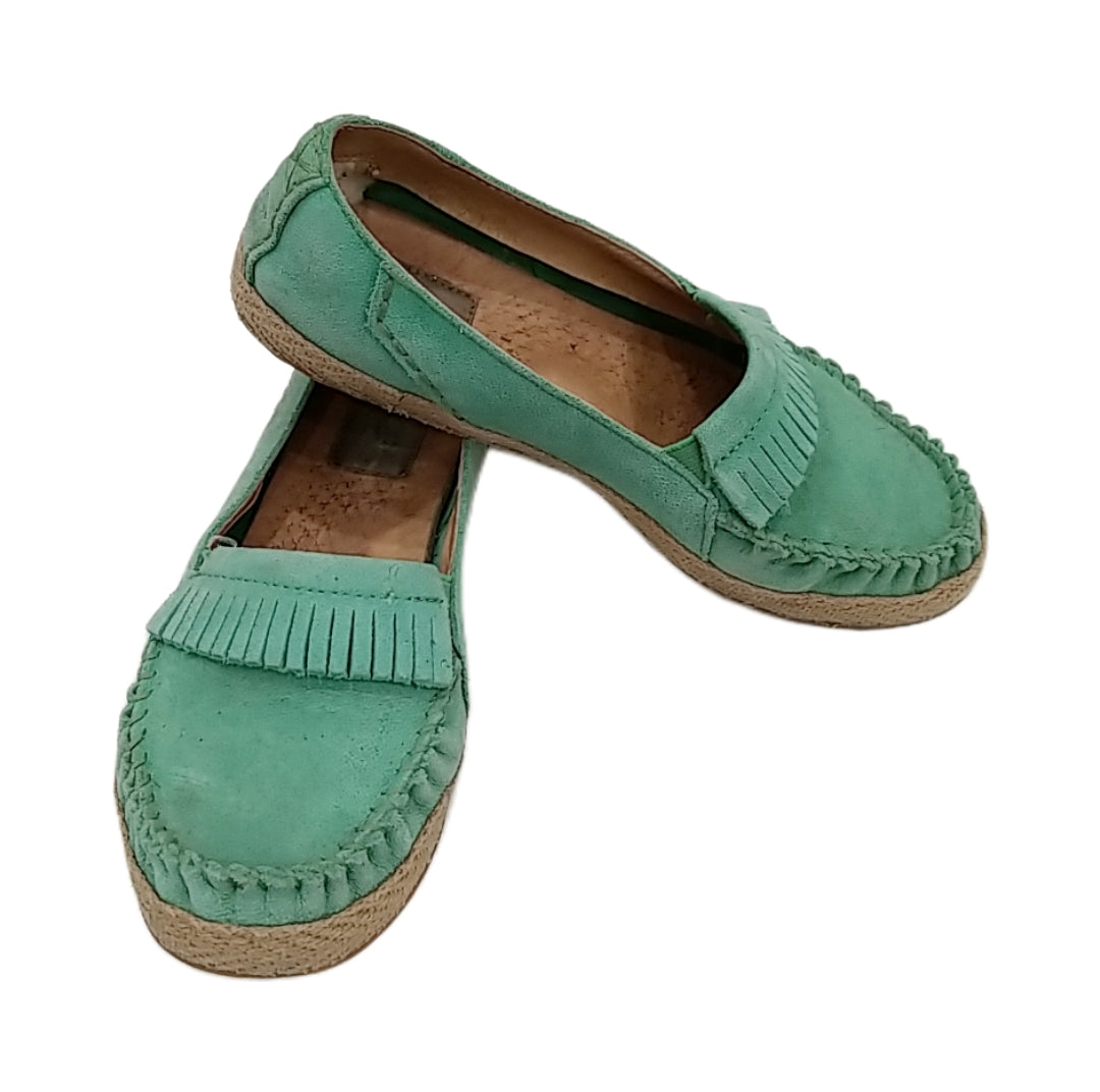 UGG Slippers size 6.5 women
