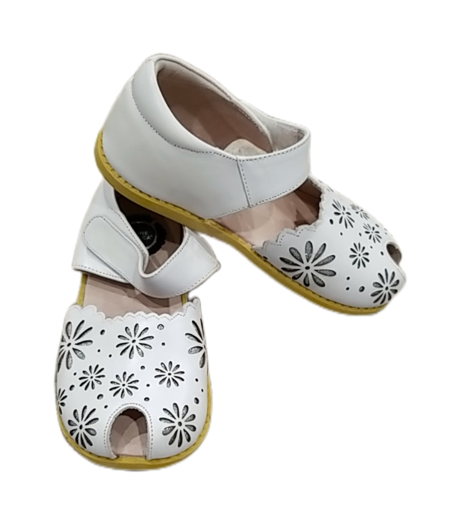 Livie and luca sandals store